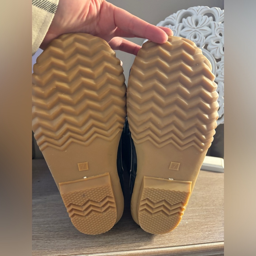 NWT BearPaw Denali Boots - Picture 12 of 13